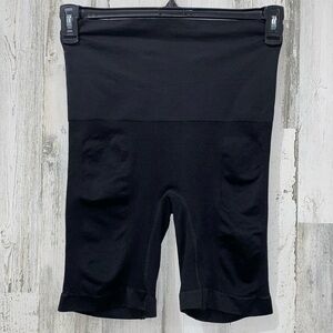 0830 Dreamwear Love Your Curves Shapewear